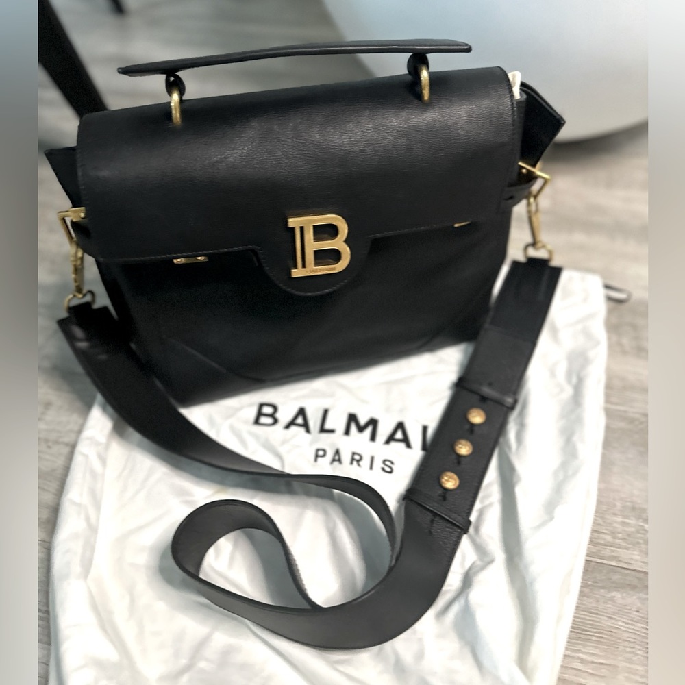 Balmain
BBUzz 23 Calfskin Satchel Bag